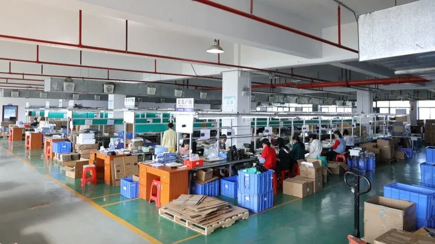 Third-floor Packaging Workshop